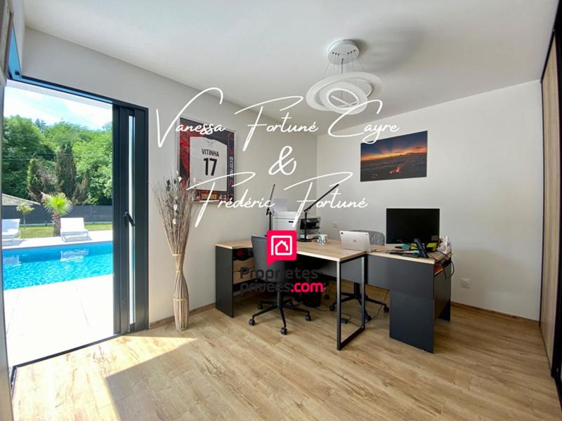 Maison - 190 m² - 5 pièces