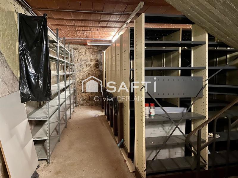 Bureau - 225 m² - 9 pièces