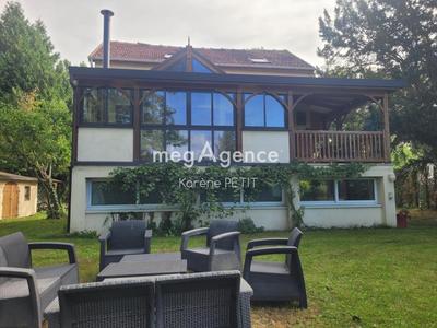 Maison - 148 m² - 7 pièces