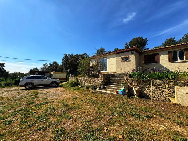 Maison - 167 m² - 8 pièces