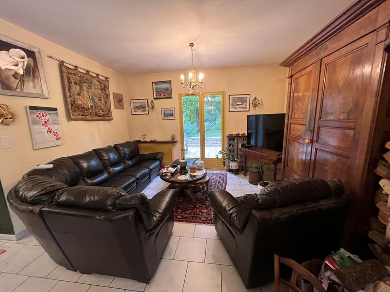 Maison traditionnelle - 167 m² - 8 pièces