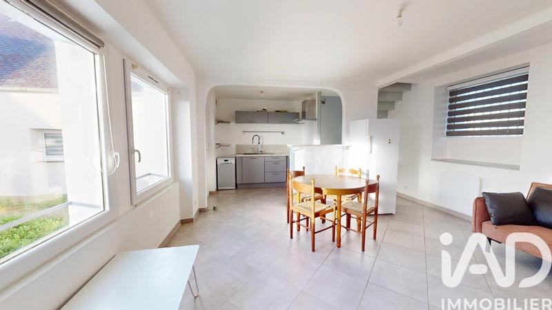 Maison - 157 m² - 9 pièces