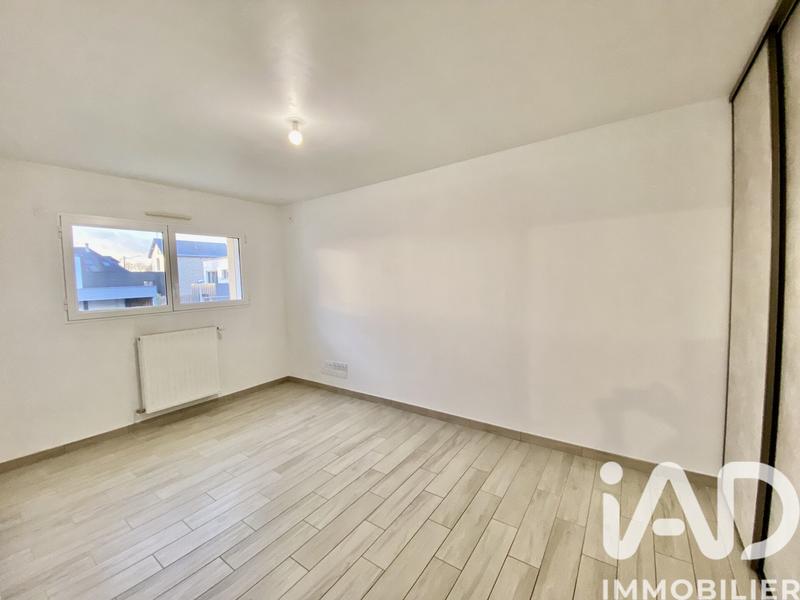 Maison - 197 m² - 9 pièces