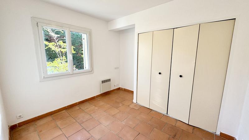 Appartement - 97 m² - 3 pièces