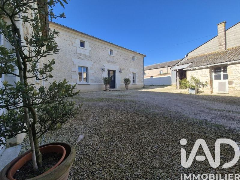 Maison - 291 m² - 10 pièces