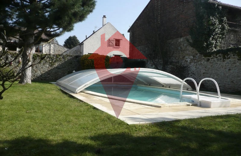 Maison - 184 m² - 6 pièces