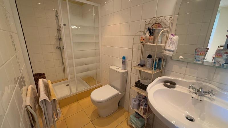 Maison - 323 m² - 8 pièces