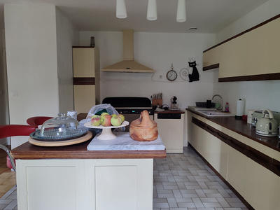 Maison - 180 m² - 6 pièces