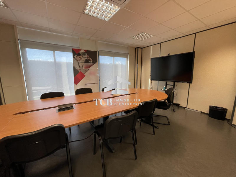 Bureau - 520 m²