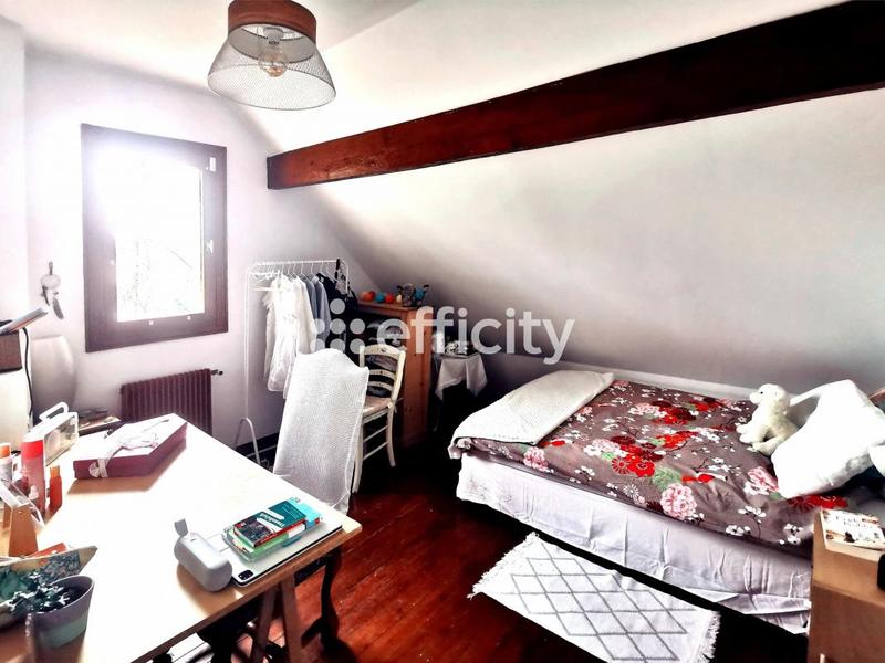 Maison - 121 m² - 5 pièces