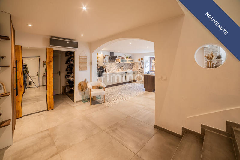 Maison de campagne - 200 m² - 5 pièces