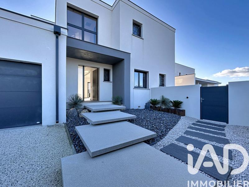 Maison - 147 m² - 5 pièces