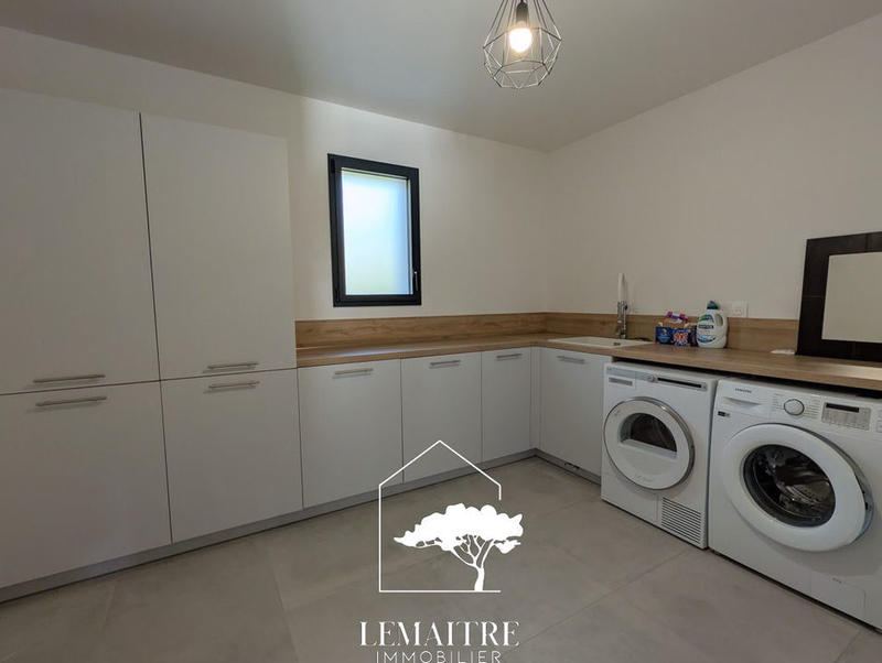 Maison - 175 m² - 5 pièces