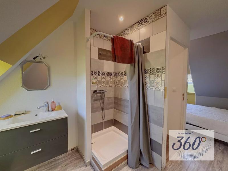 Maison - 192 m² - 7 pièces