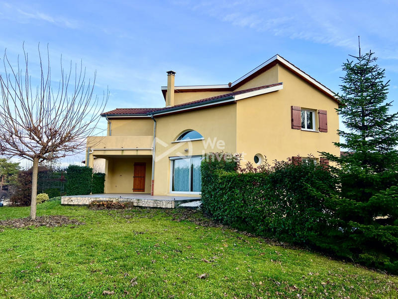 Maison - 161 m² - 7 pièces