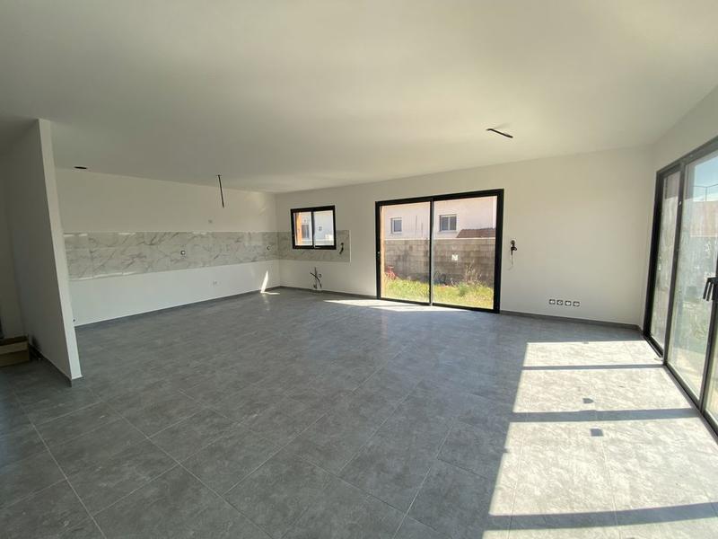 Maison - 163 m² - 6 pièces