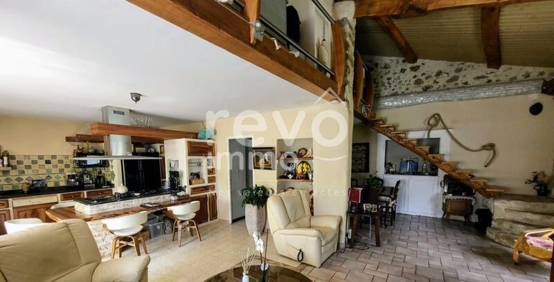 Maison - 160 m² - 5 pièces