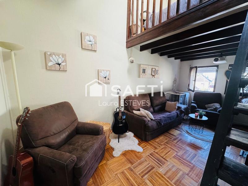 Maison - 90 m² - 5 pièces