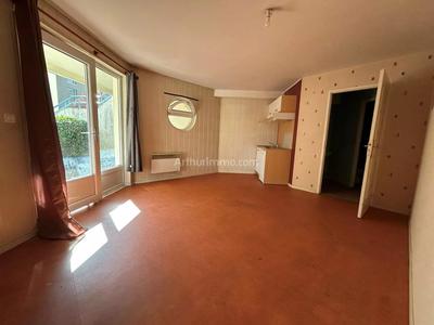 Bureau - 39 m² - 2 pièces