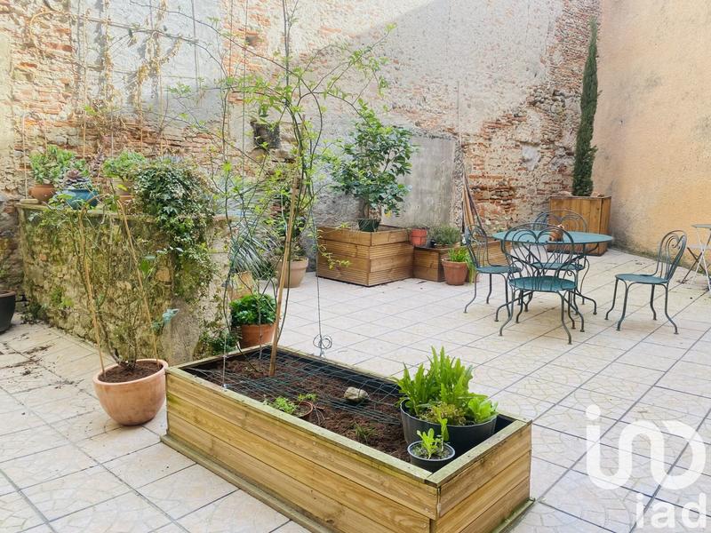 Maison de village - 237 m² - 10 pièces