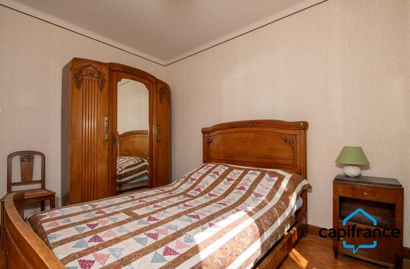 Villa - 213 m² - 7 pièces