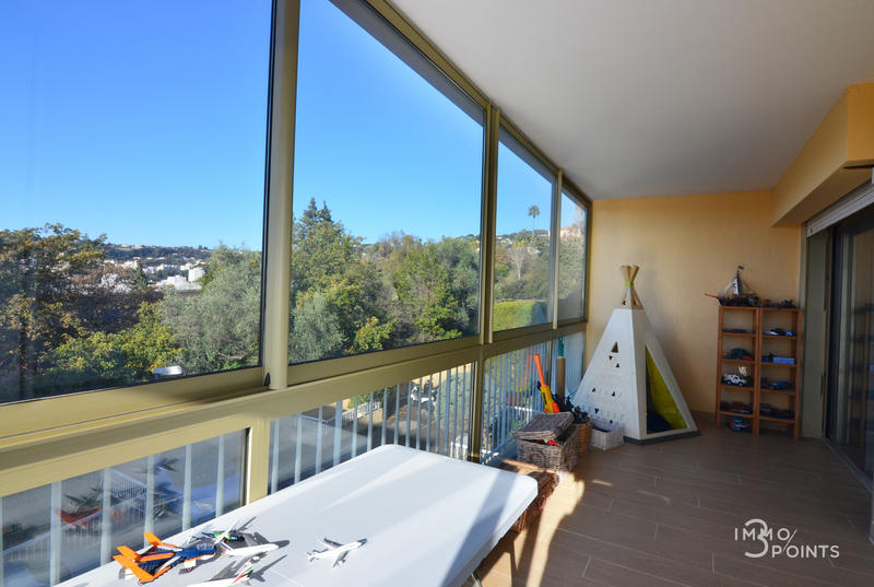 Appartement - 81 m² - 3 pièces