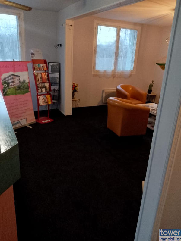 Local commercial - 1 088 m² - 1 pièce