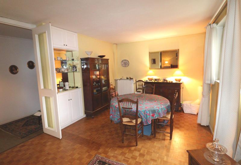 Appartement - 90 m² - 5 pièces