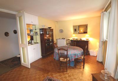 Appartement - 90 m² - 5 pièces