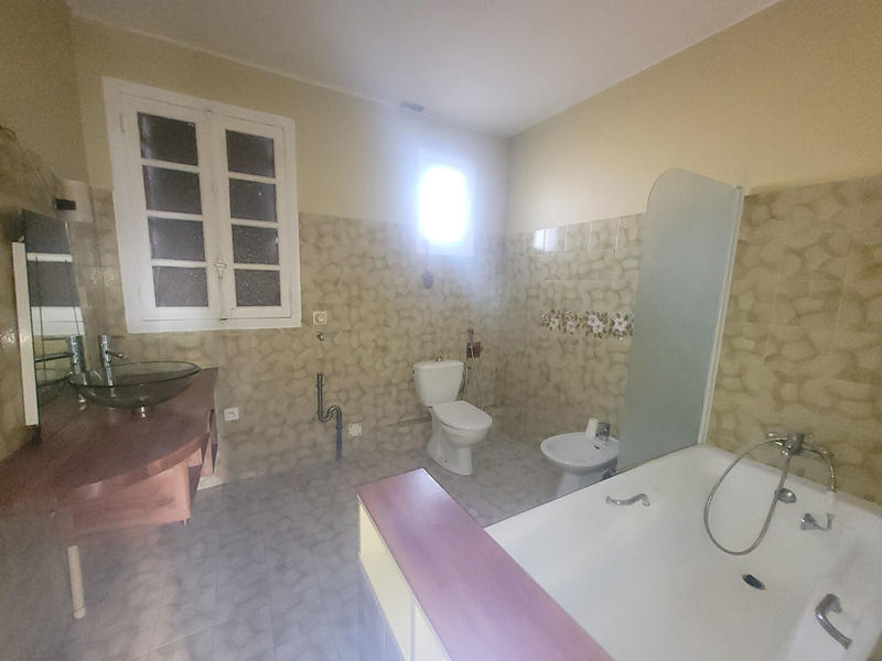 Maison - 176 m² - 7 pièces