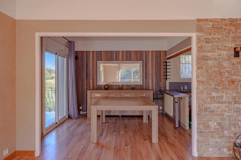 Maison - 192 m² - 7 pièces