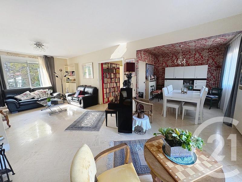 Maison - 190 m² - 7 pièces