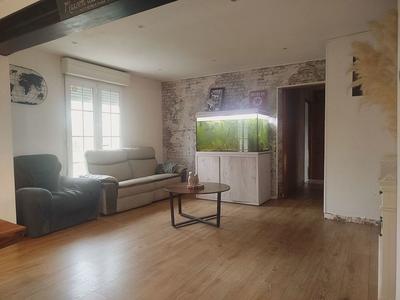 Maison traditionnelle - 119 m² - 8 pièces