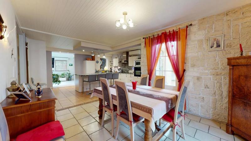 Maison - 131 m² - 7 pièces