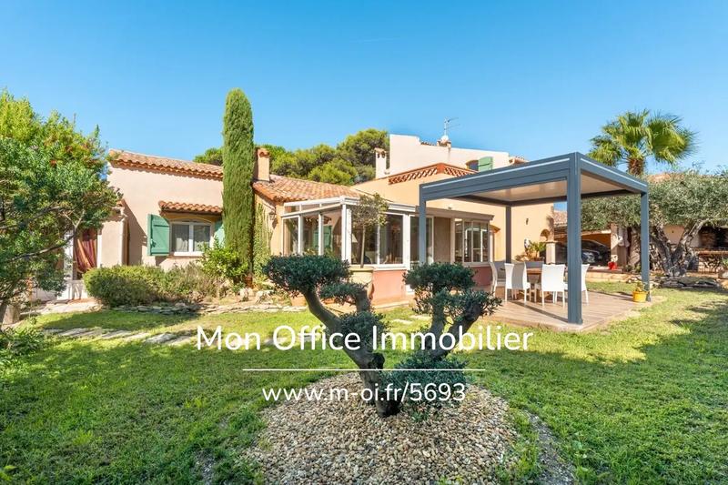 Villa - 180 m² - 6 pièces