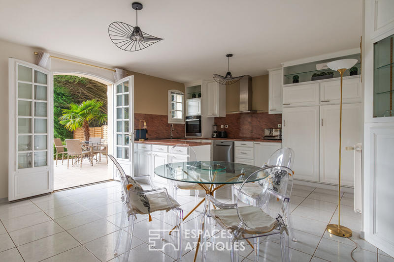 Maison - 207 m² - 8 pièces