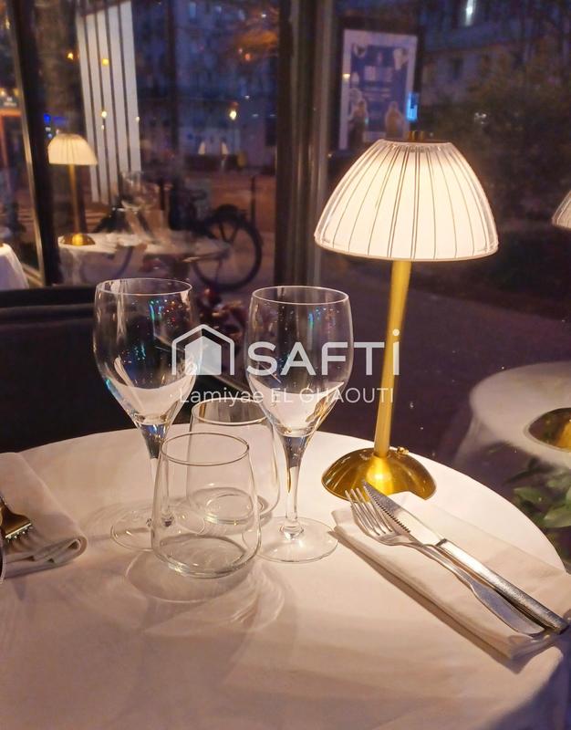 Local commercial - 75 m² - 1 pièce