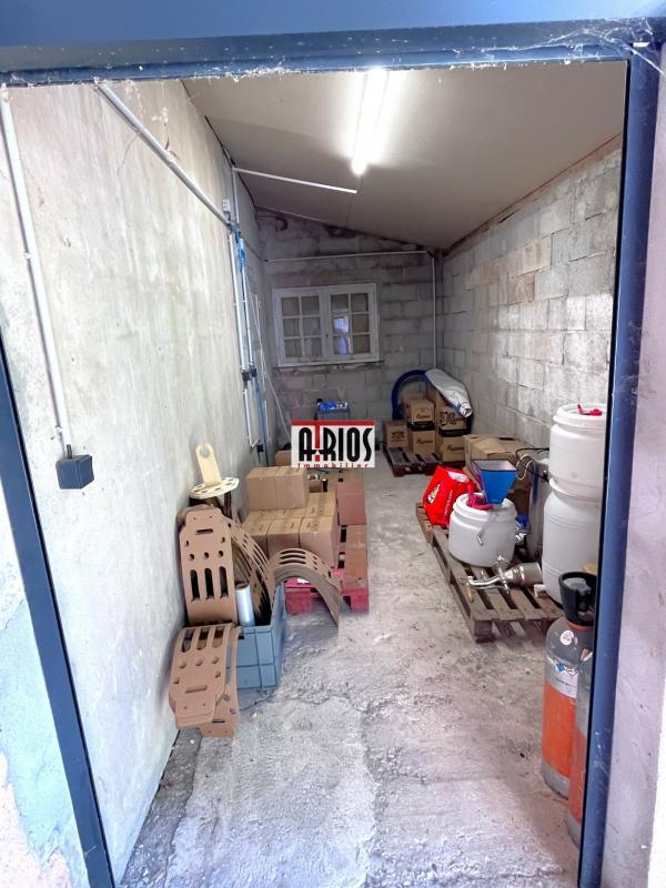 Local d'activité / Entrepôt - 169 m²