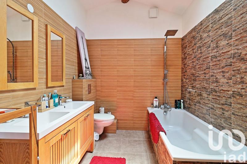 Maison - 88 m² - 4 pièces