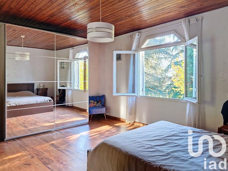 Maison - 356 m² - 10 pièces