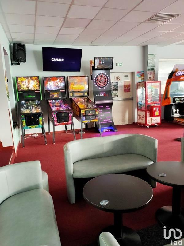 Local commercial - 1 500 m²