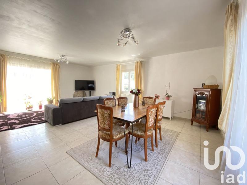 Maison - 195 m² - 8 pièces