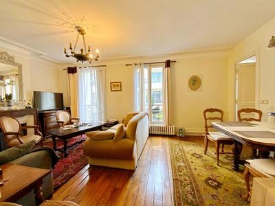 Appartement - 49 m² - 3 pièces