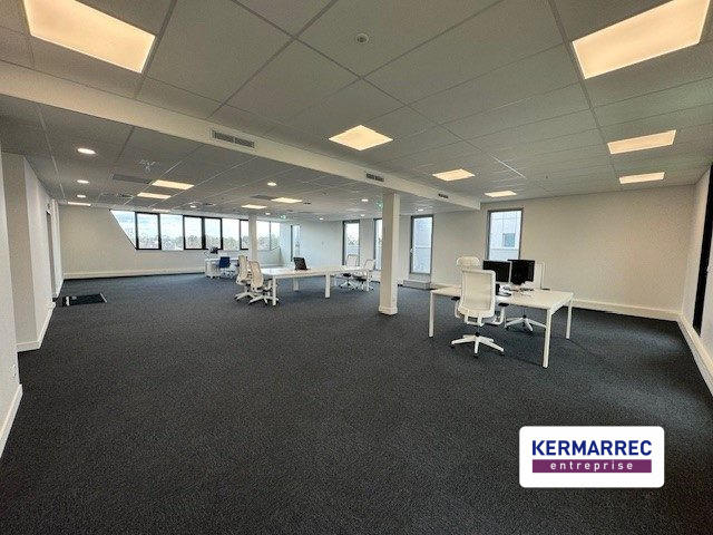 Bureau - 3 529 m²