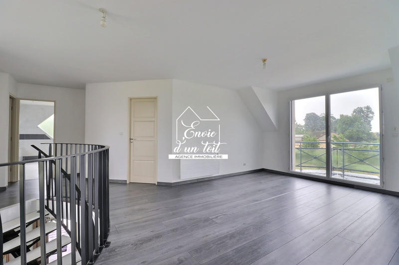 Maison contemporaine - 218 m² - 6 pièces