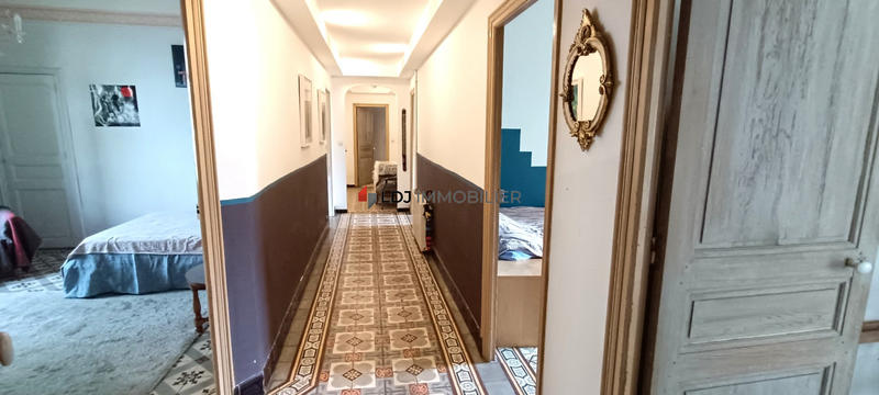 Maison - 161 m² - 6 pièces