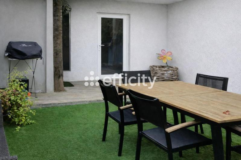 Maison - 100 m² - 5 pièces