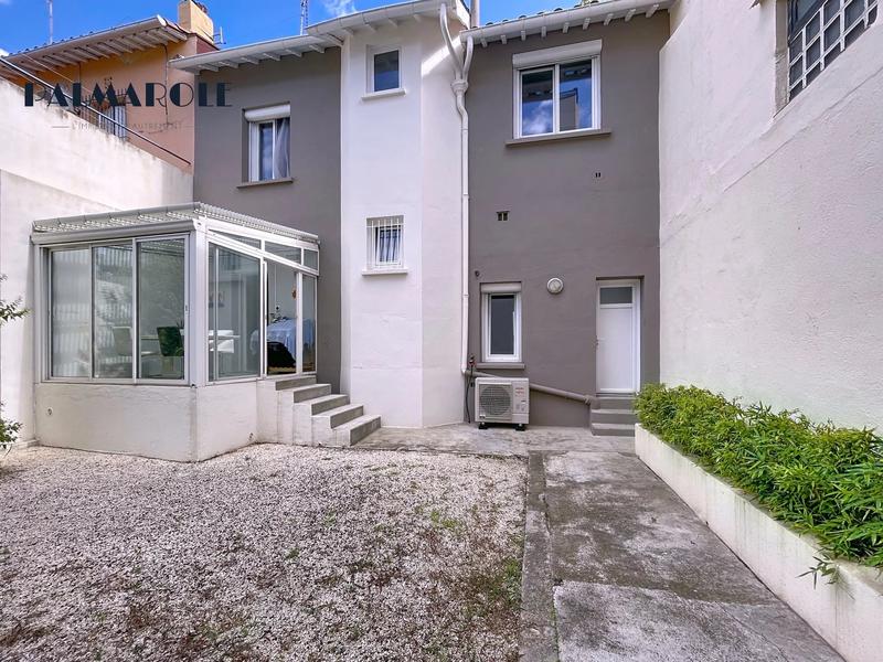 Maison de ville - 100 m² - 4 pièces