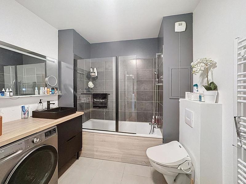 Appartement - 77 m² - 4 pièces