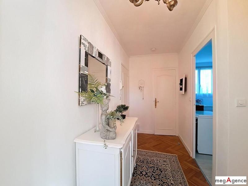 Appartement - 87 m² - 4 pièces